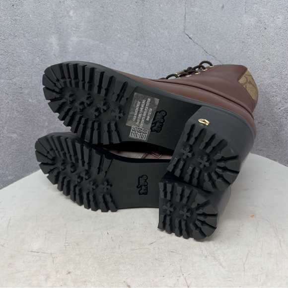 Coach Jill Walnut Leather Ankle Boots. Like New Condition. - Picture 12 of 15